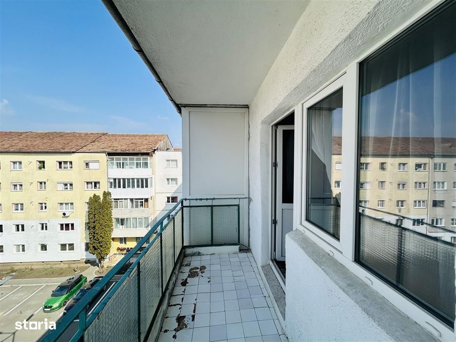 Apartament 3 camere de vânzare – 76 mp + 2 balcoane – zona Siretului — fotografia 1