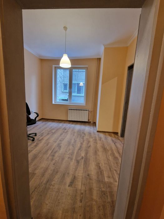 Дава се под наем  в София, Гоце Делчев -  кв.м за 450 € - Снимка #3