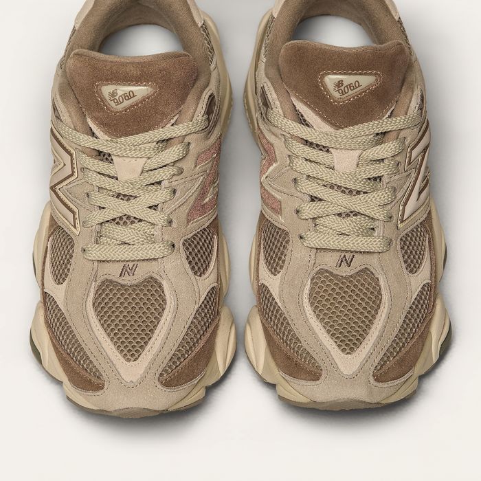 New Balance 9060 маратонки