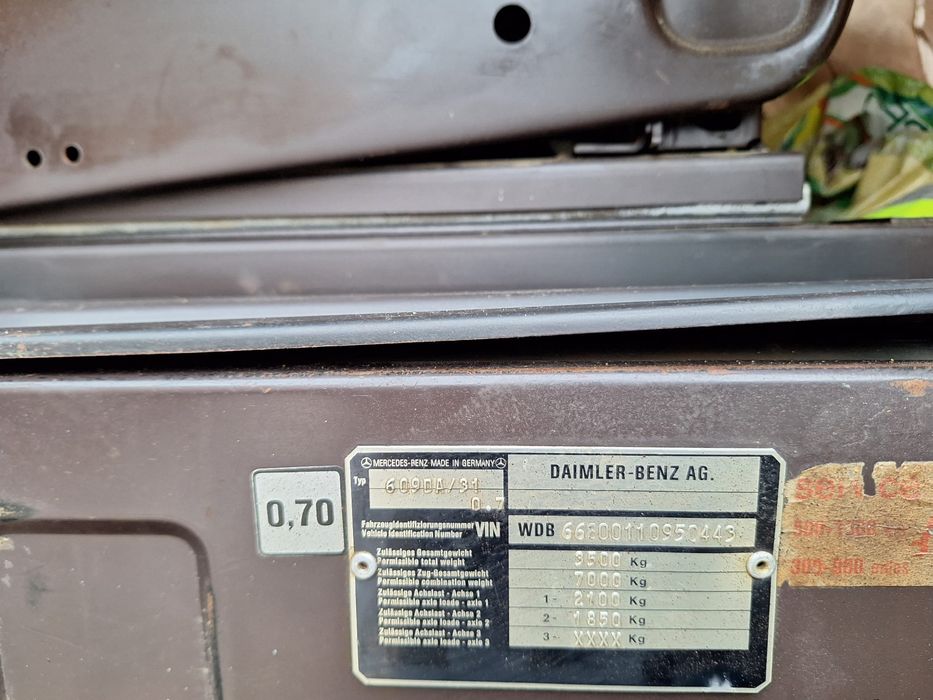 Mercedes Benz Vario 609D