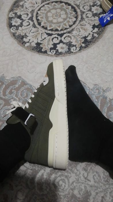 Кроссовка размер 42   -   [41]