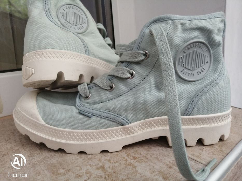 Оригинални туристически обувки Palladium