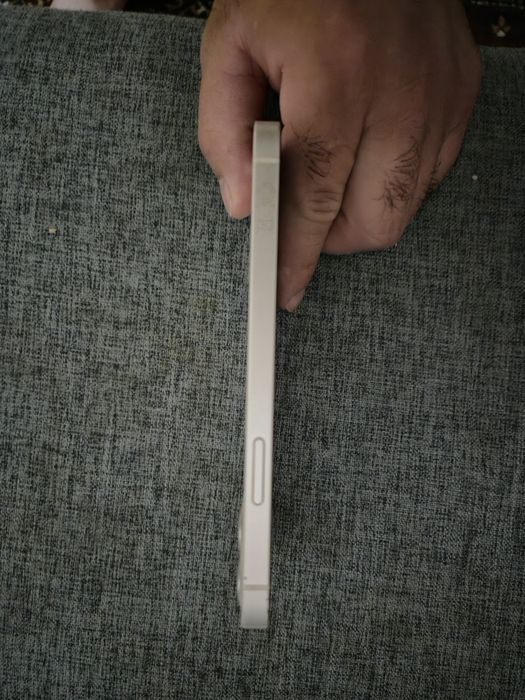 Iphone 12 Oq rang 128 gb bez ime