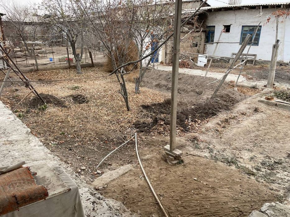 Жай сатылады.Ходжелы Карл Маркс мектеп кошесынде