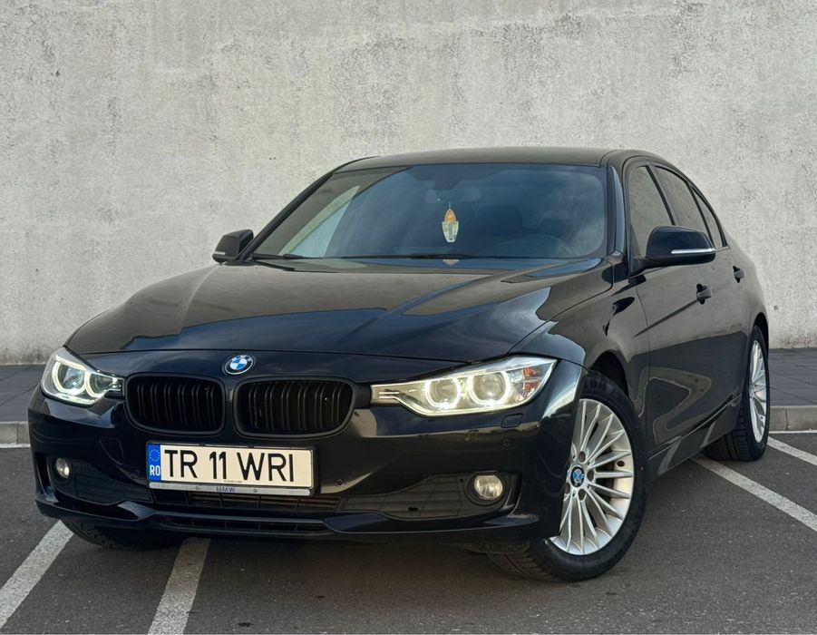 BMW Seria 3/F30/318D cutie automata
