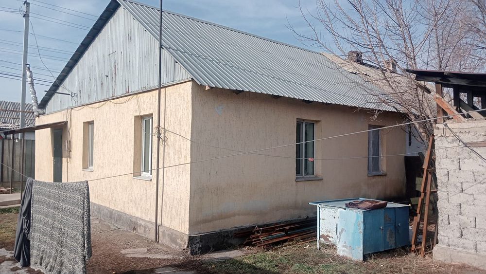 Срочна уй сатылады 17 мил