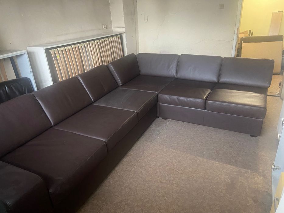 Кафяв диван от естествена кожа