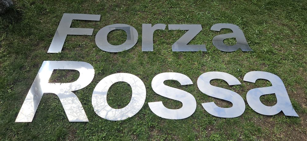 Reclamă Originală FORZA ROSSA Oficial ( Ferrari )