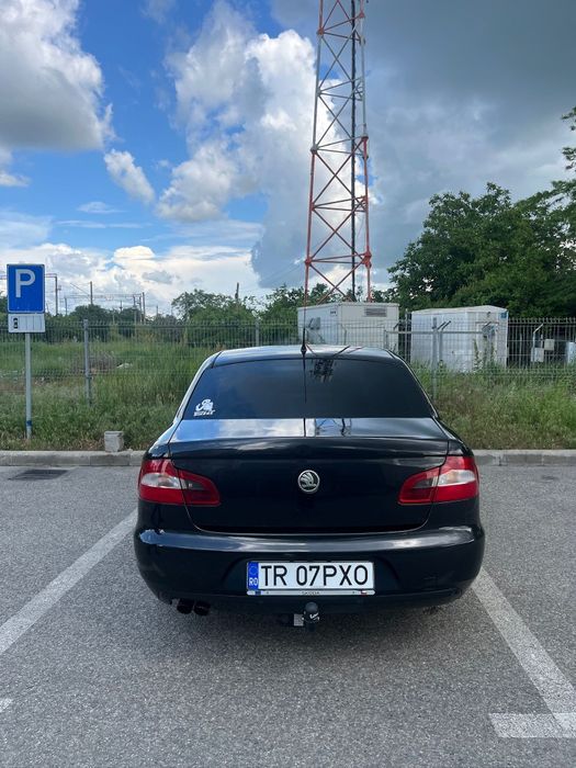 Vând Skoda Superb