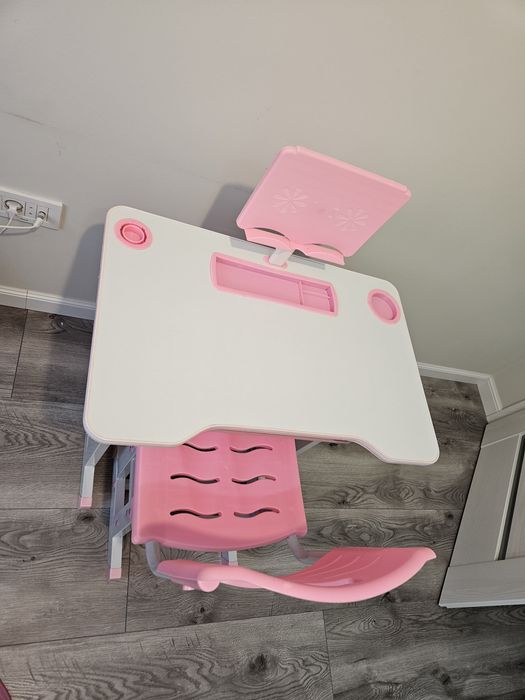 Birou si scaunel reglabil din pal, metal si plastic pentru copii, 69x4