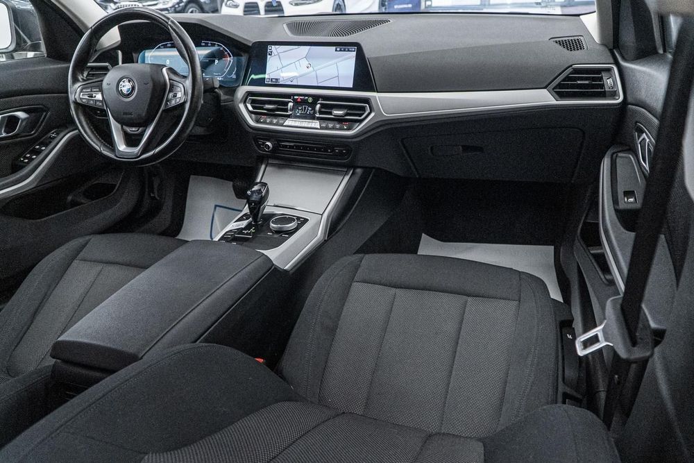 BMW Seria 3 2021 — imagine 2