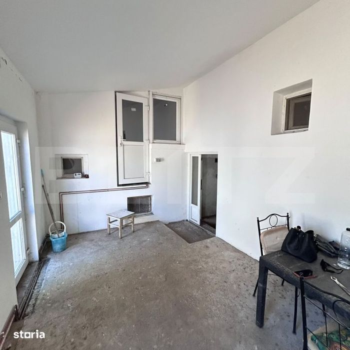 Proprietate 160 mp utili, 1.046 mp teren, centrul din Mosnita Veche