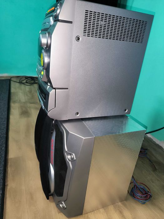 МОЩНА Panasonic аудио система – 5 CD, бас, дистанционно | ПЕРФЕКТНА