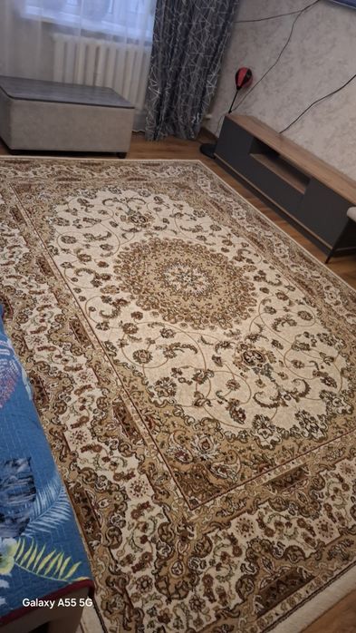Продам ковёр 25000