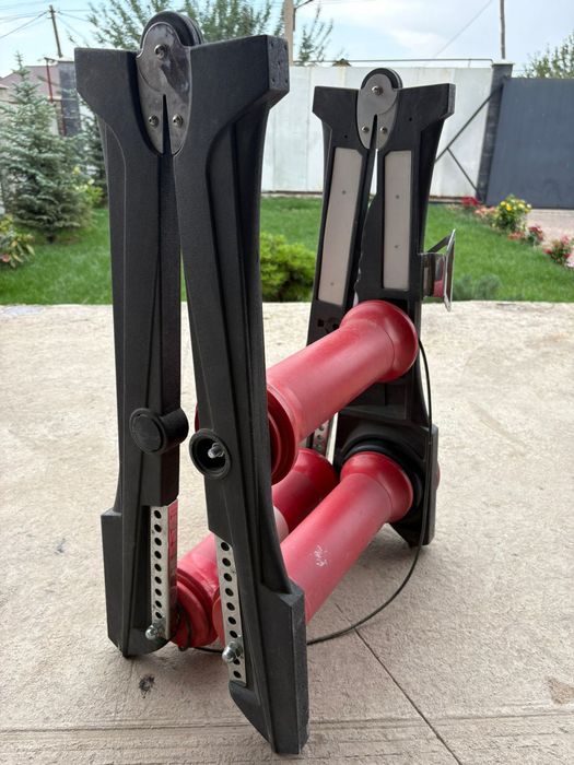 Роллерный тренажер для велосипеда