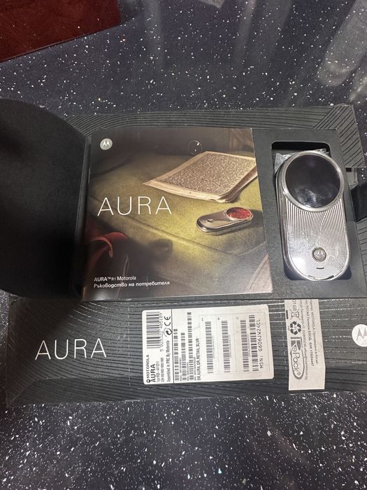 Motorolla aura r1