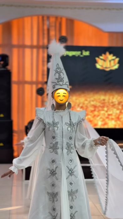 Танцевальные костюмы
