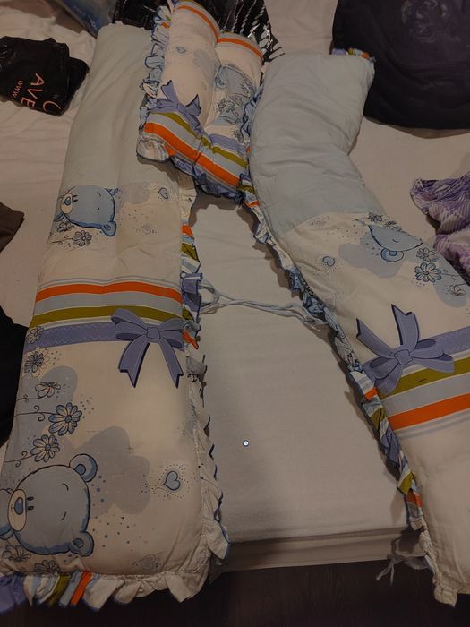 Кошче за бебе до 13 кг + подарък /околници за кошара/