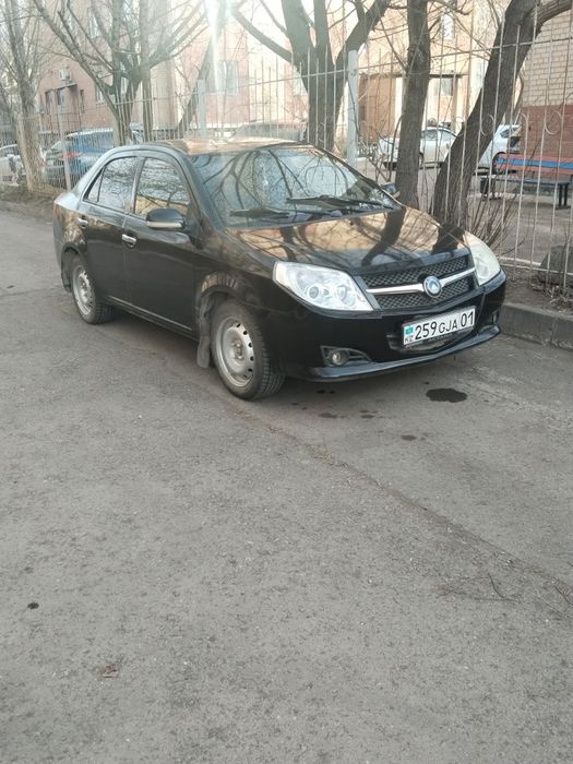 Авто машина Geeli mk