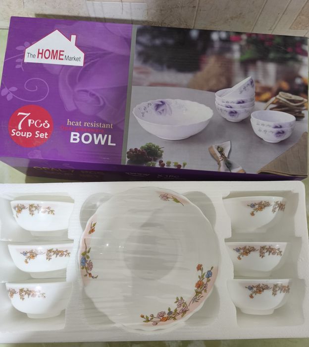 Посуда противоударная, тарелка одна большая и пиала 6штук