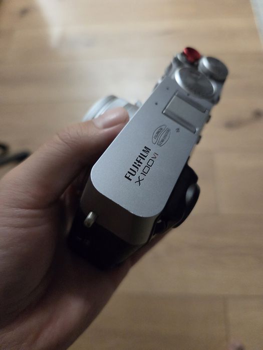 Продам Fujifilm x100vi