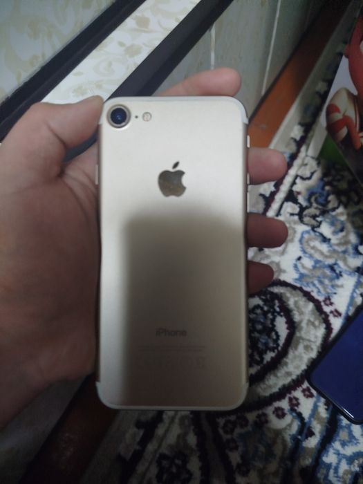 Iphone 7 sotiladi