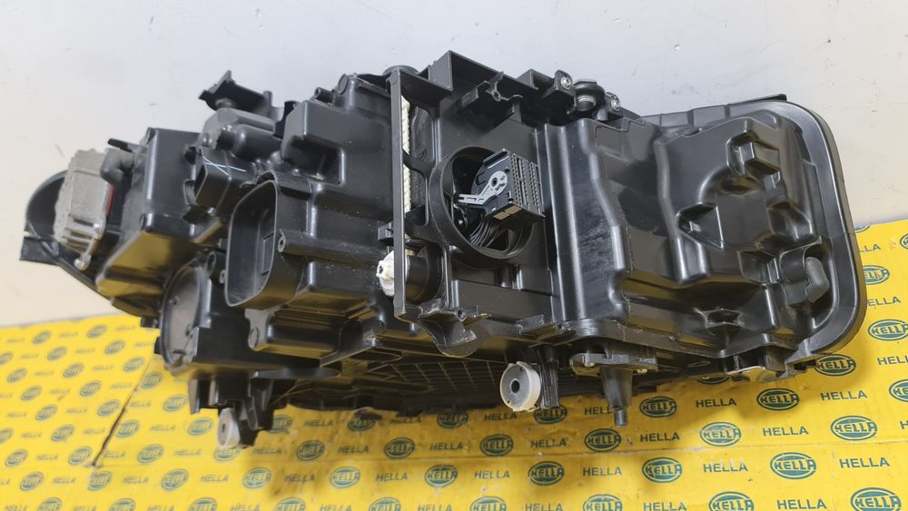 Far stanga full led adaptiv shaddow BMW 5 g30 g31 m5 f90 lci facelift