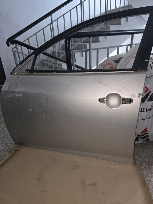 Продам дверь для Hyundai Avanta