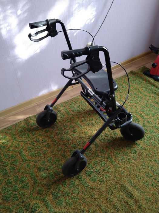 Роллатор с тормозами