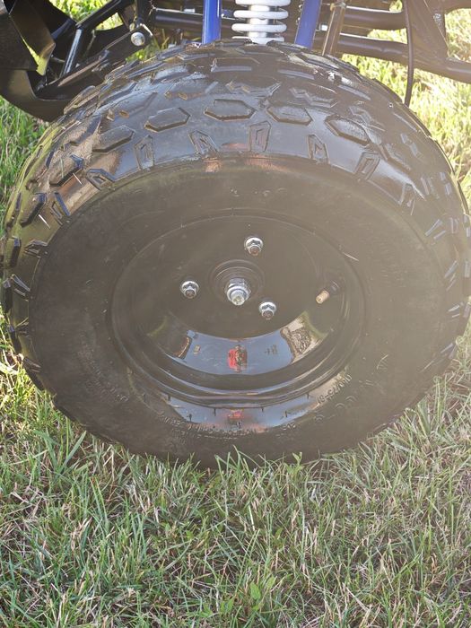Vand ATV de copii pe benzina