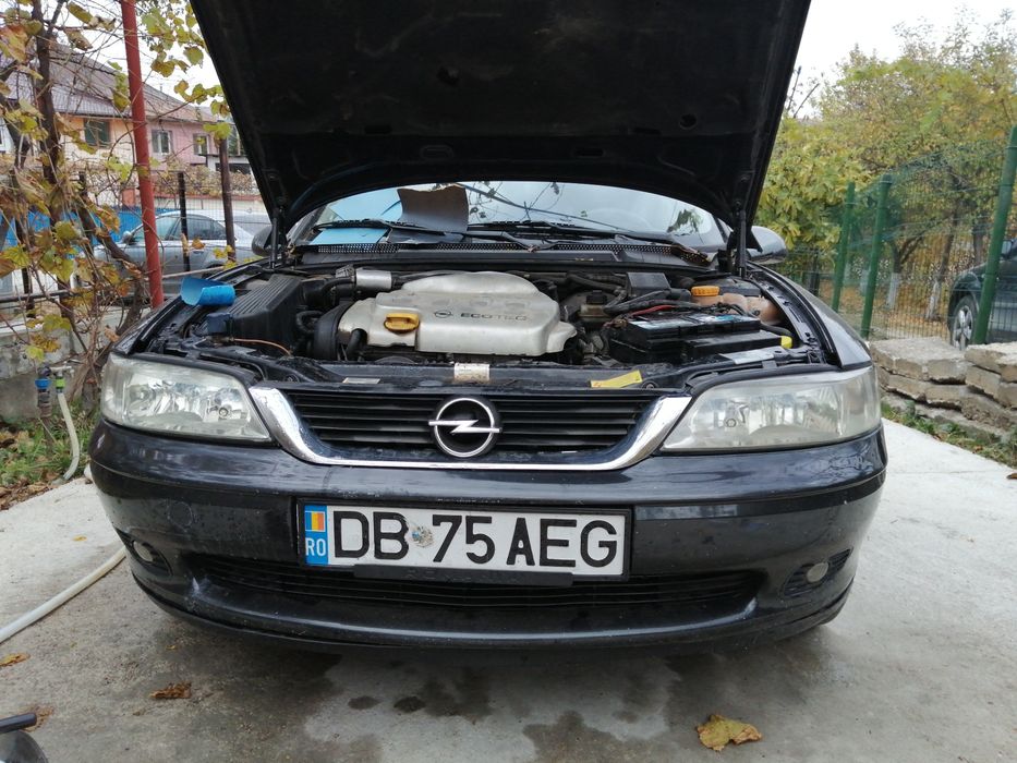 Polish faruri clasic sau prin polimerizare cu deplasare la client