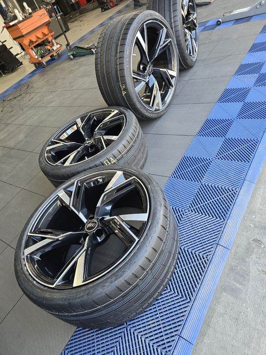 Оригинални 22” Audi RS джанти + НОВИ гуми Continental – 4K0 601 025 BL