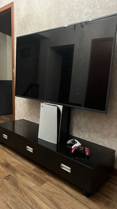 Продам комплектом PS5 с телевизором 65 диагональ.