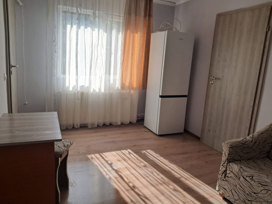 Apartamente de inchiriat