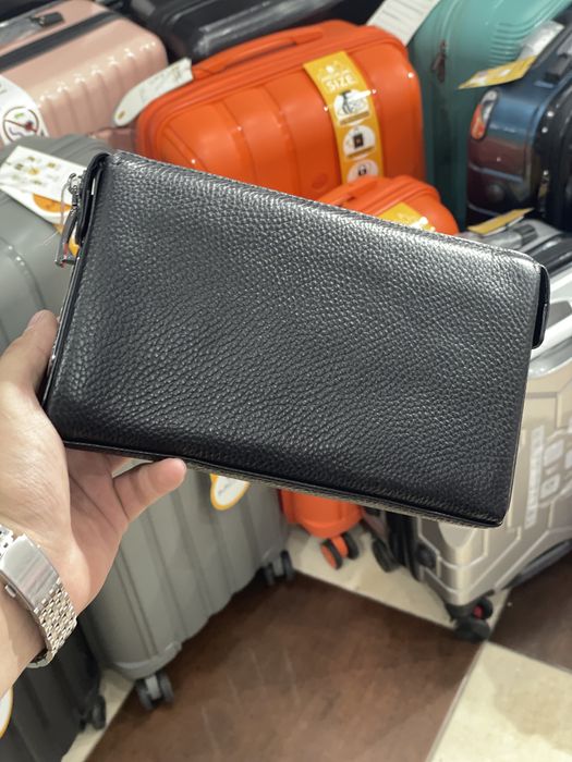 Барсетка с отпечатком пальцев