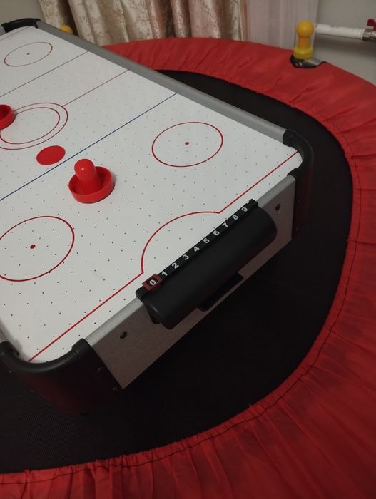 Аэрохоккей на ножках новый