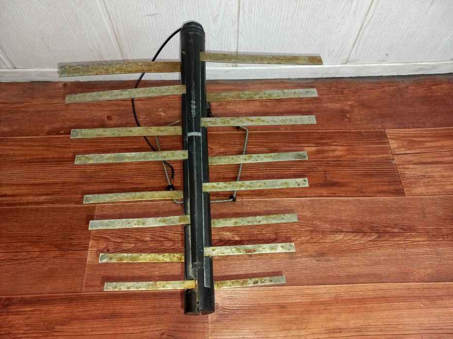 Антенны для телевизора 3 штуки