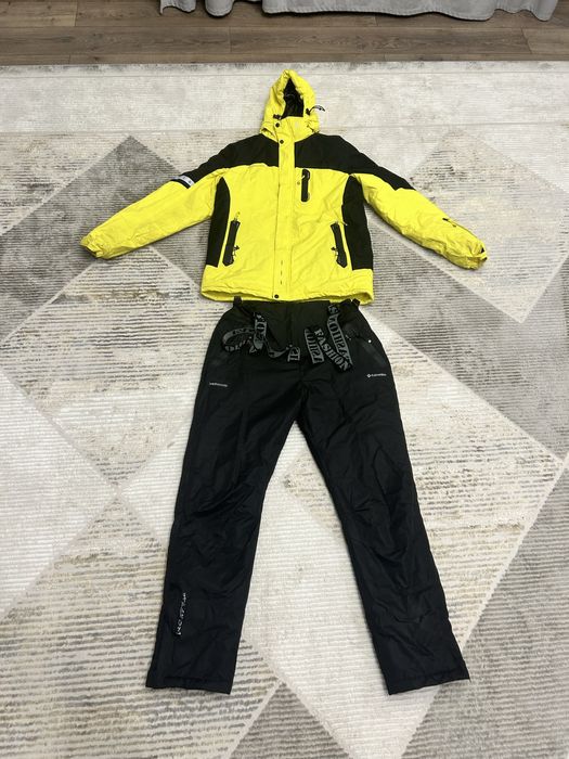 Лыжный костюм в отличном состоянии