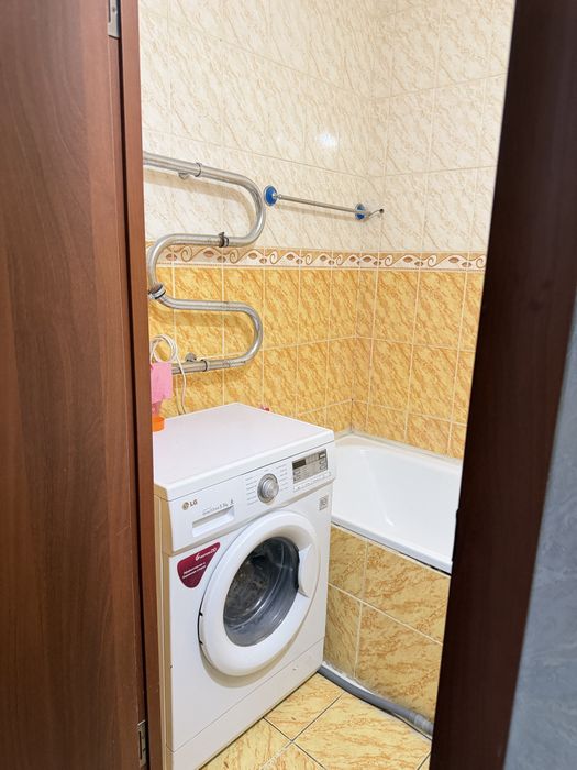 Сдам 2 комнатную квартиру