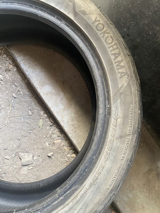 Продам Шины 215.50.Р17 YOKOHAMA