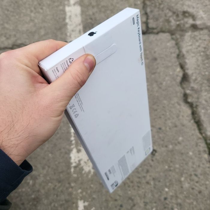 Tastatura Apple cu touch id