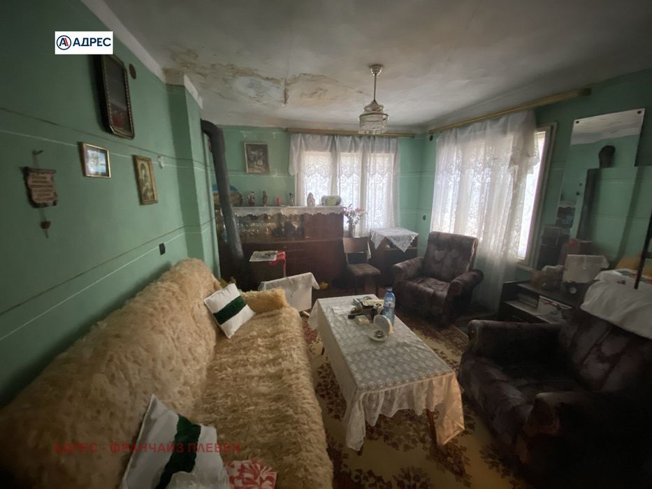 Къща в Враца, област-с.Краводер площ 155 цена 130000