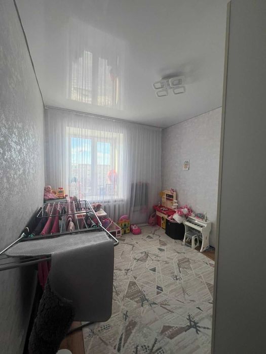 продам 3-х комнатную квартиру