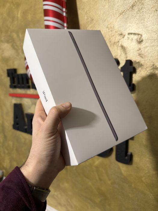 Apple iPad 9th 64GB Cutie Accesorii Husa Detalii in magazin