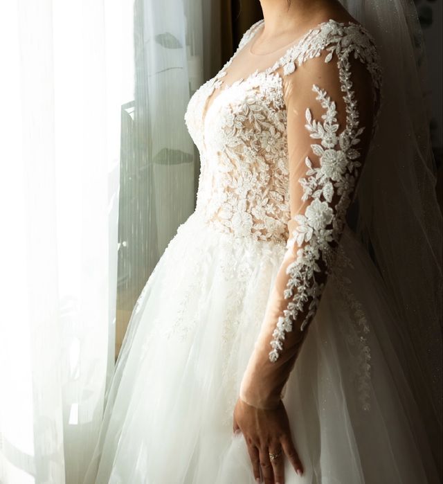 Vand rochie de mireasa