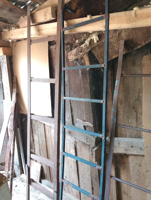 Продам металлические лестницы