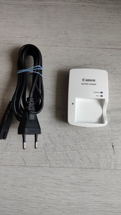 Canon CB-2LYE - incarcator pentru acumulatorii tip NB-6L