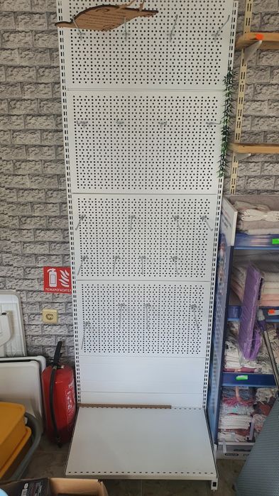 Щандер за магазин