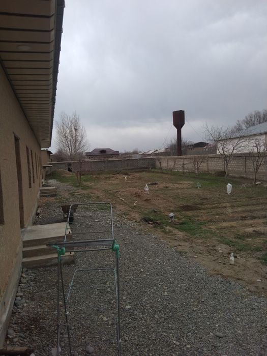 Payariq shahrida arzon hovli joy sotiladi