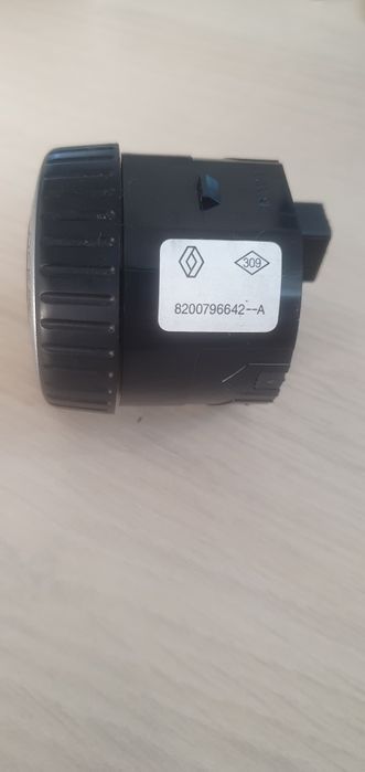 Buton Dacia Duster pentru actionare 4x4